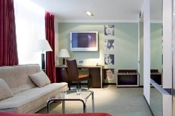 Art Hotel Cosmopolit ??? ????? ?????????? (Charkiw)